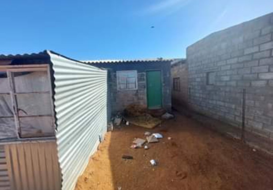 2 Bedroom Property for Sale in Botshabelo Free State